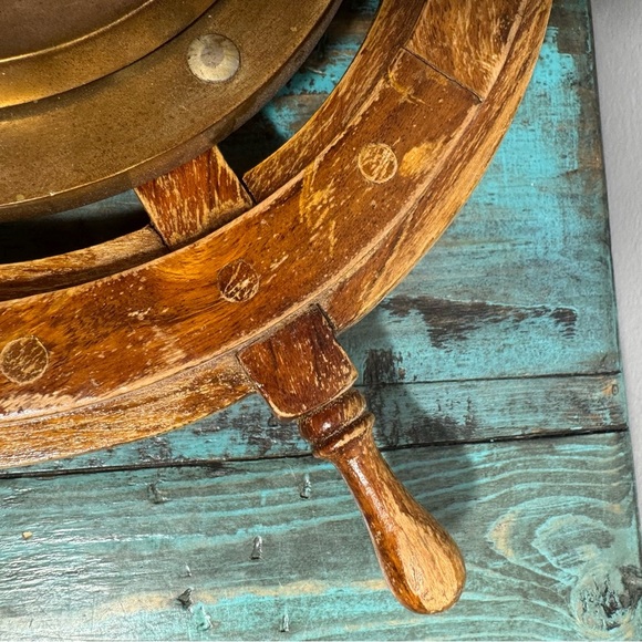 Vintage Large Wooden/brass Ships Wheel Quartz Wall Clock Nautical - Picture 4 of 11